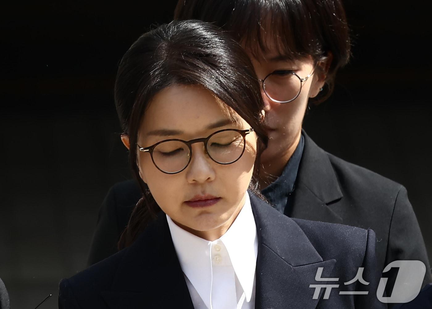 본문 이미지 - 윤석열 전 대통령 부인 김건희 여사. /뉴스1 ⓒ News1 김민지 기자