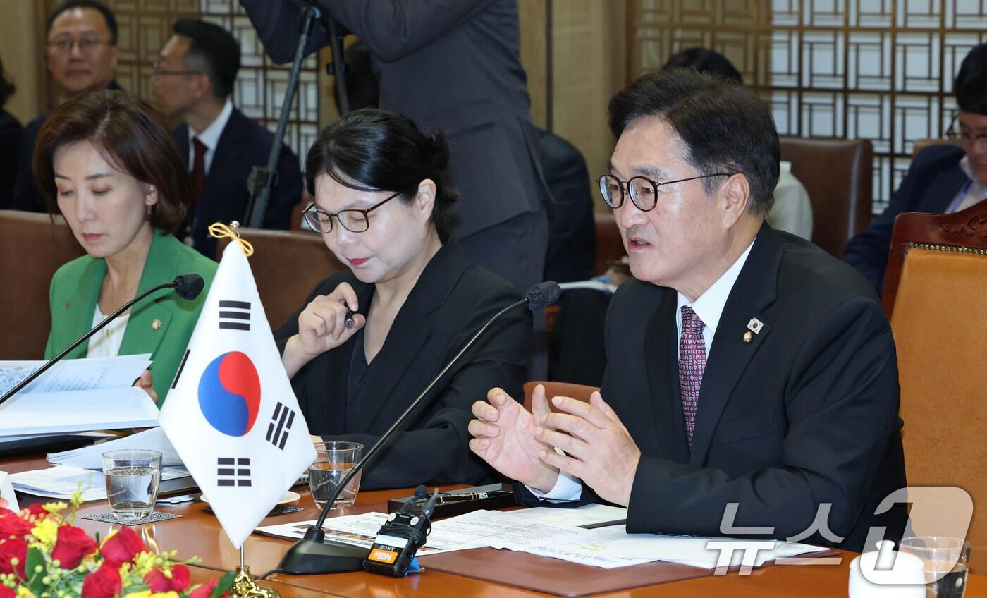 우원식 국회의장이 12일 서울 여의도 국회 접견실에서 또 럼&#40;To Lam&#41; 베트남 당서기장을 면담하고 있다. 2025.8.12/뉴스1 ⓒ News1 국회사진기자단