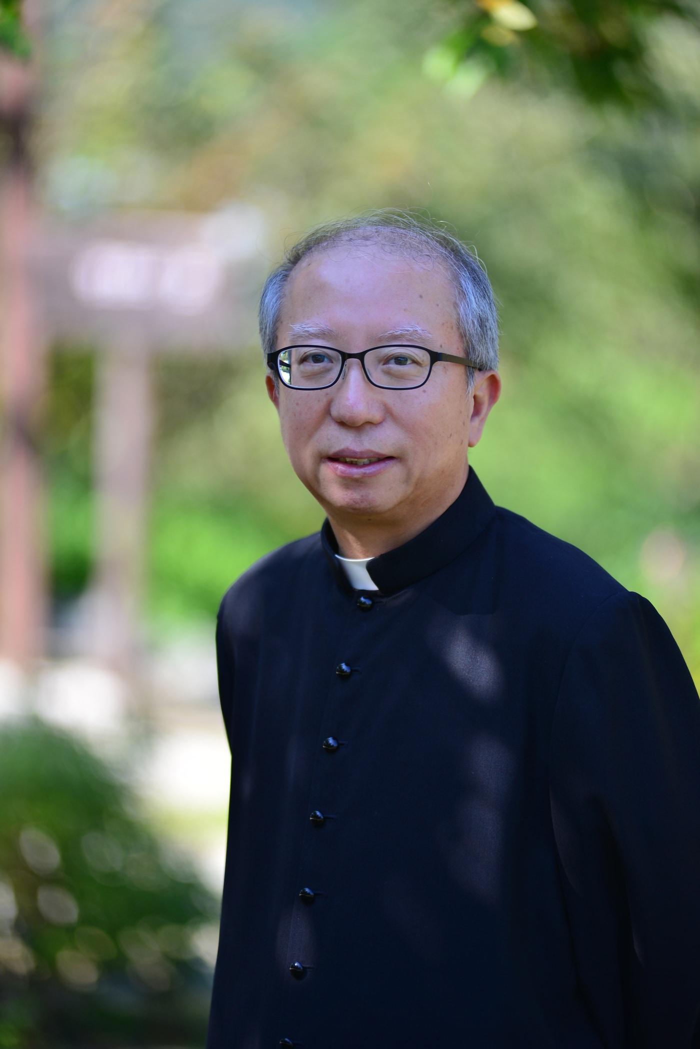 본문 이미지 - 총대리 겸 사무처장 신호철 신부