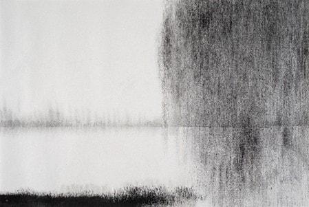 본문 이미지 - 문봉선, 강변&#40;여름&#41;, 지본수묵,108&times;165.5㎝, 2023 &#40;공화랑 제공&#41;