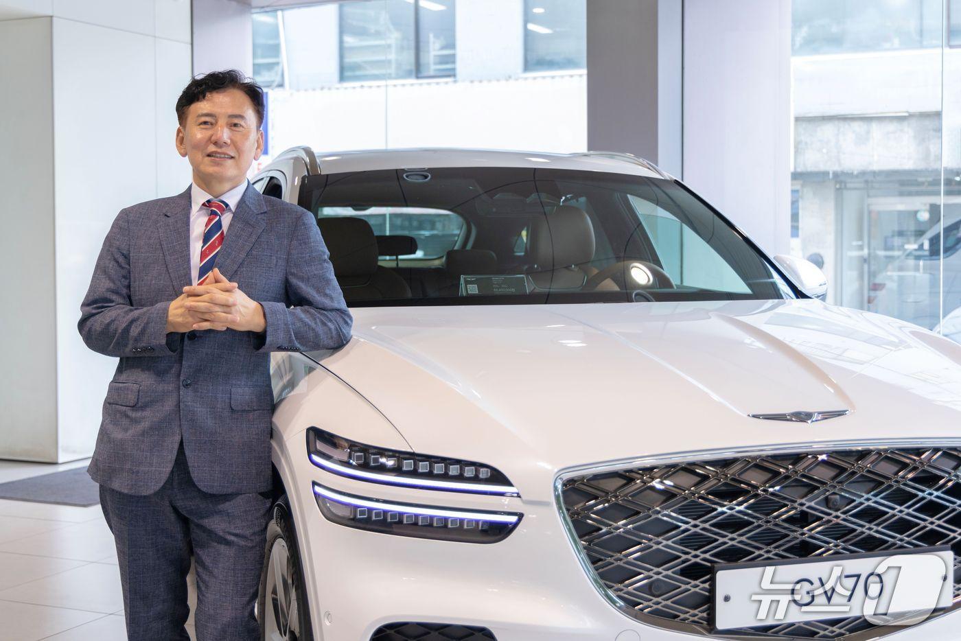 이정호 현대자동차 서울 성동 지점 영업부장이 13일 누적 판매 5000대를 돌파하며 '판매 거장'에 등극했다(현대자동차 제공). 2025.08.13.