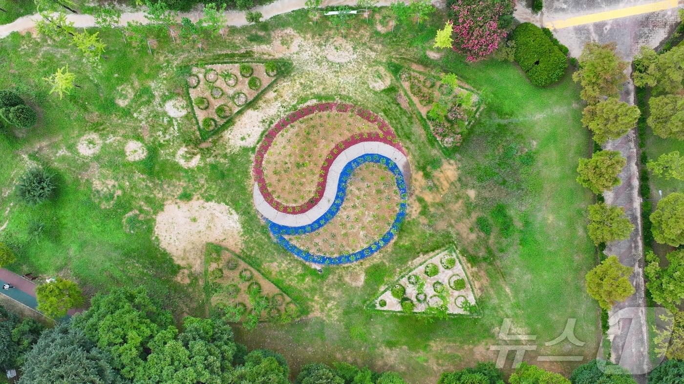 광주 광산구 쌍암근린공원 무궁화 동산. &#40;광산구 제공. 재판매 및 DB 금지&#41; 