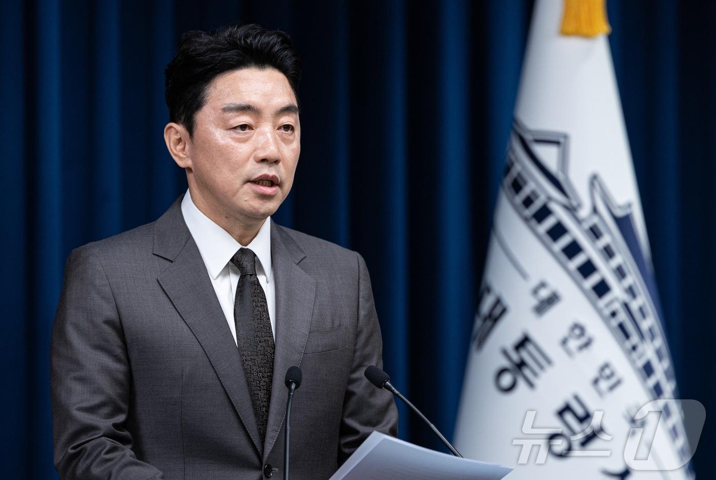 강훈식 대통령실 비서실장이 13일 서울 용산 대통령실 청사에서 장관급 인선 관련 브리핑을 하고 있다. 2025.8.13/뉴스1 ⓒ News1 이재명 기자