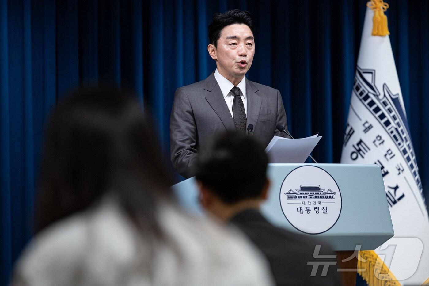 강훈식 대통령실 비서실장이 13일 서울 용산 대통령실 청사에서 장관급 인선 관련 브리핑을 하고 있다. 2025.8.13/뉴스1 ⓒ News1 이재명 기자