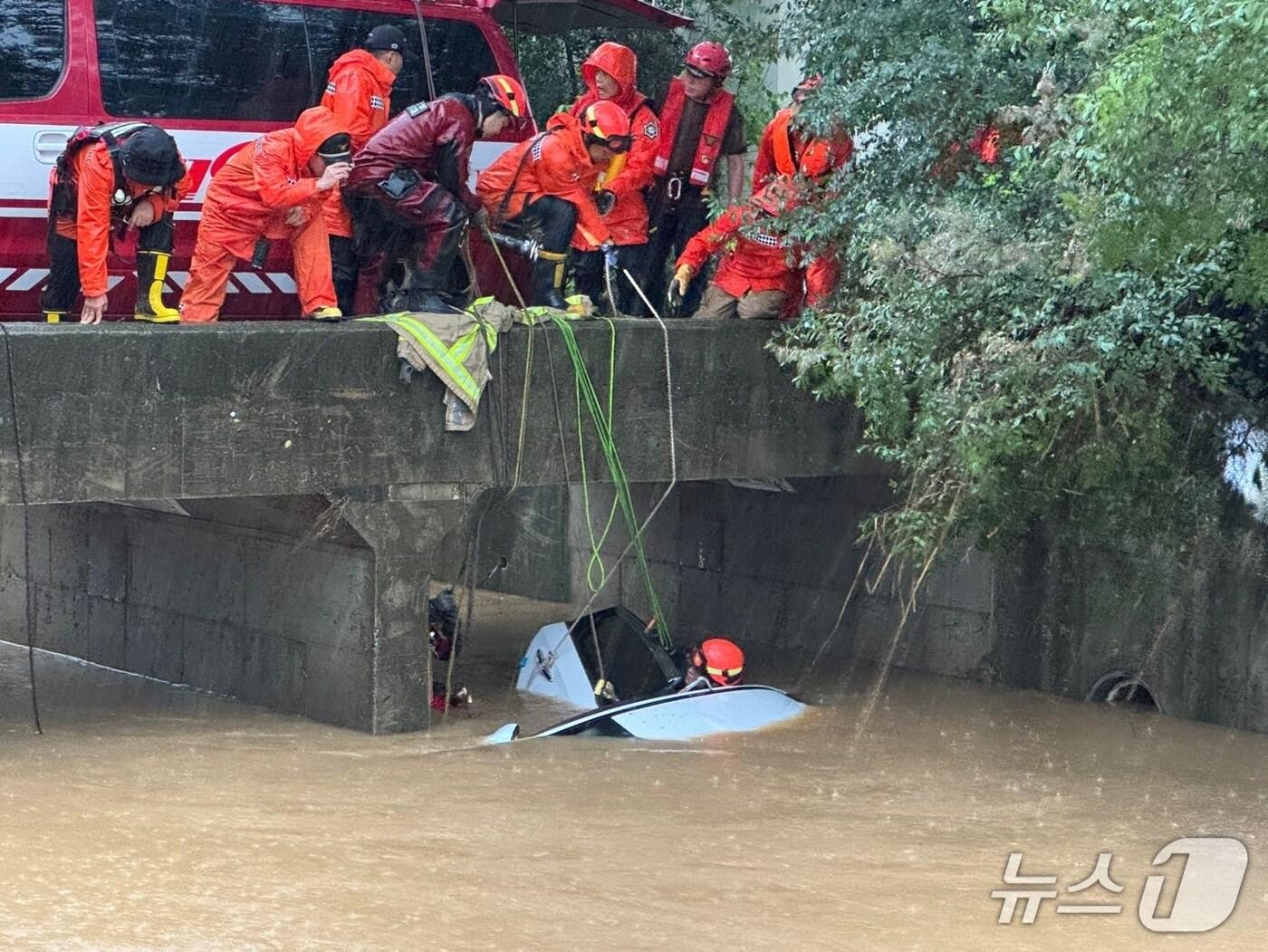 본문 이미지 - 사고현장(경기도소방재난본부 제공.재판매 및 DB금지)