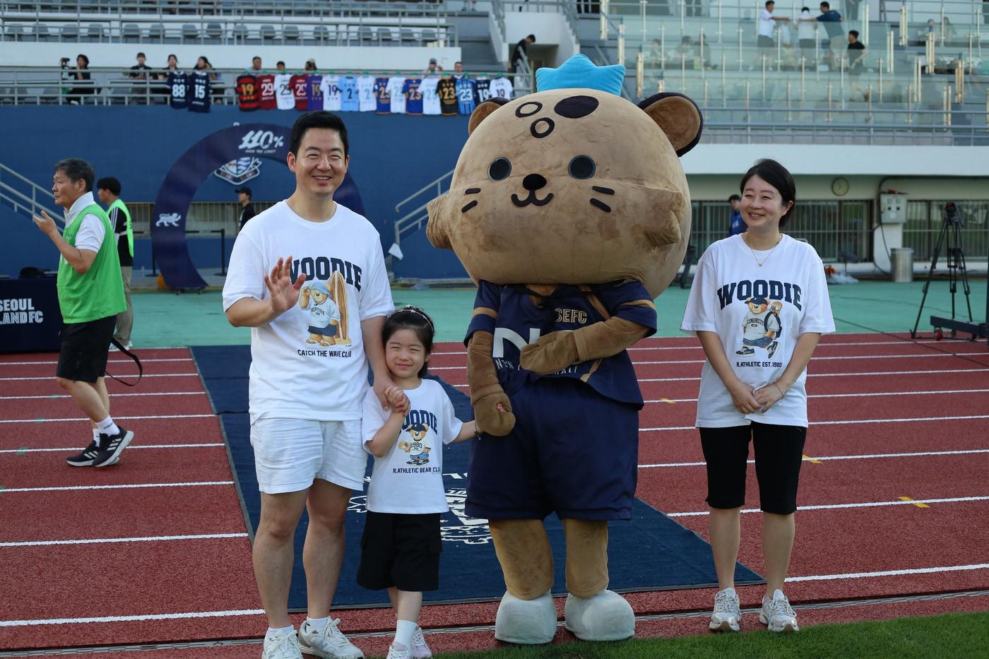  서울 이랜드가 다자녀가족을 위한 특별한 캐페인을 진행했다.&#40;서울 이랜드 제공&#41;