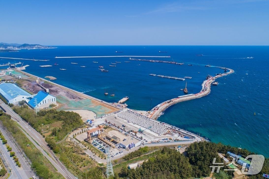 본문 이미지 - 강원 동해항 전경.(뉴스1 DB)