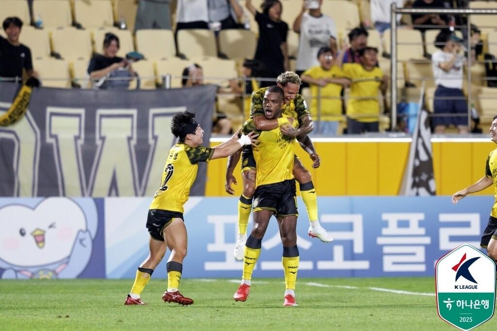 본문 이미지 - 전남 드래곤즈 공격수 호난. &#40;한국프로축구연맹 제공&#41;