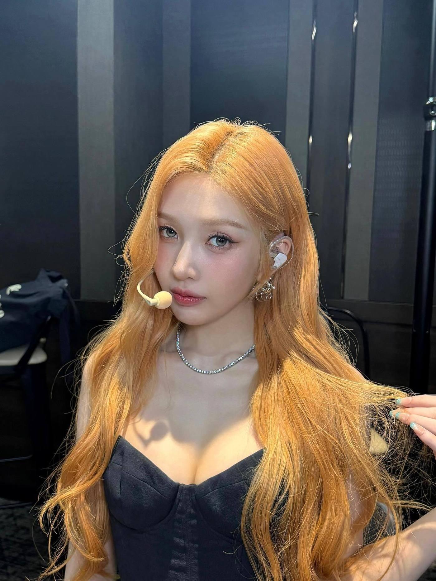 본문 이미지 - 레드벨벳 조이 SNS