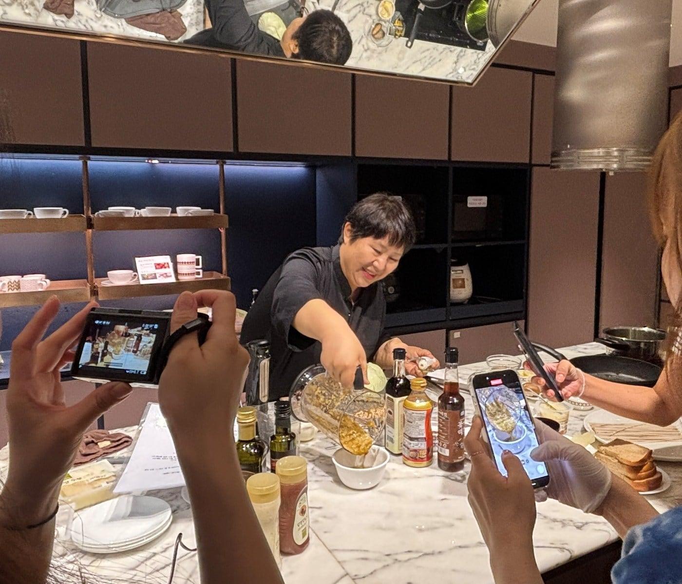 본문 이미지 -   롯데백화점에서 열린 올가홀푸드 &#39;프리미엄 쿠킹클래스&#39; 현장.&#40;올가홀푸드 제공&#41;