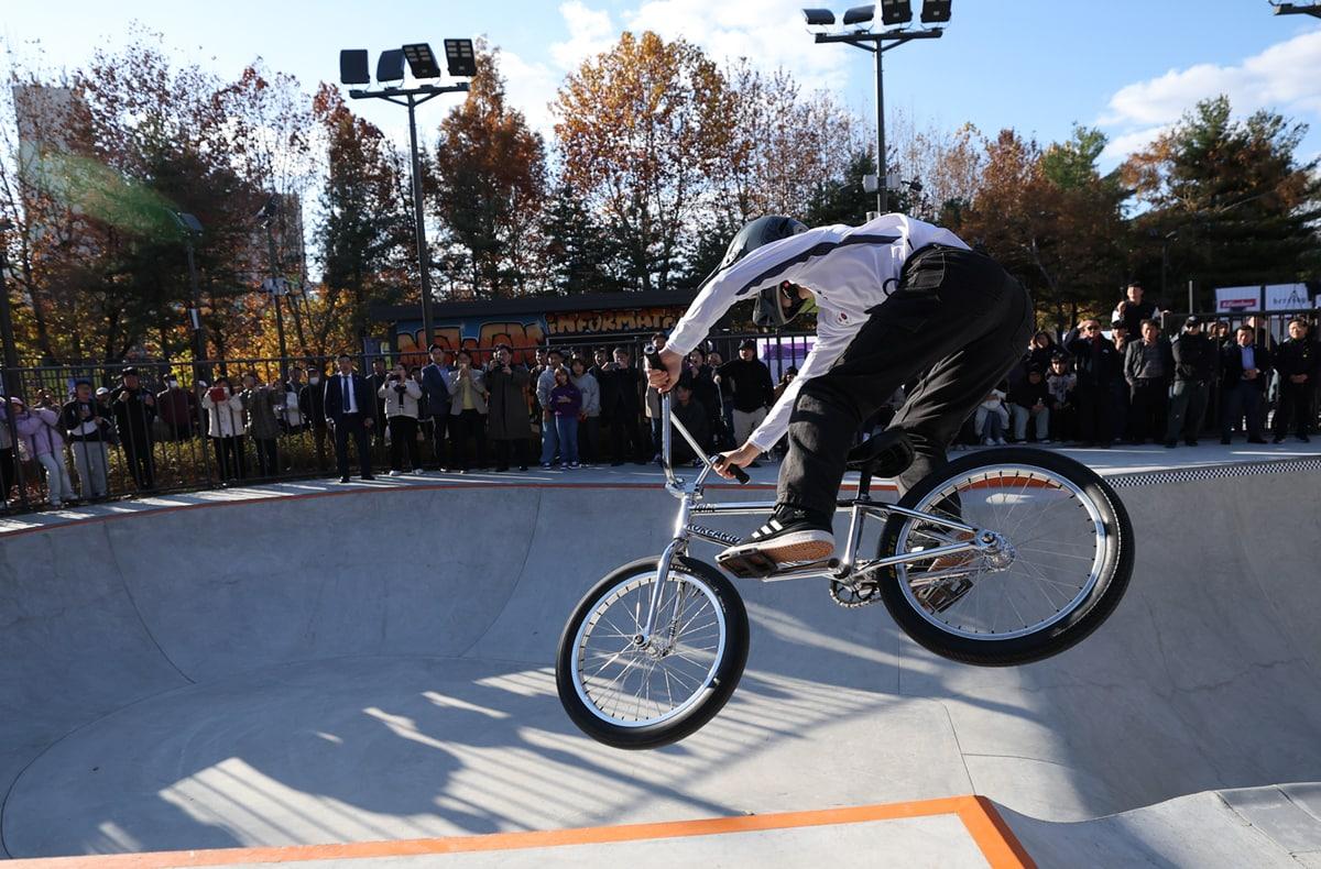 본문 이미지 - 지난해 노해체육공원에서 개최된 청소년 스포츠페스티벌 모습.&#40;노원구 제공&#41;