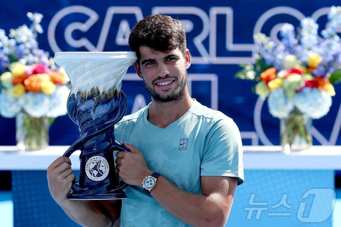 ATP 신시내티 오픈 남자 단식에서 우승한 카를로스 알카라스(스페인).  ⓒ AFP=뉴스1