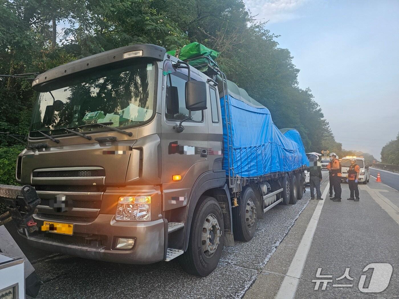 본문 이미지 - 사고 현장.(독자 제공. 재판매 및 DB금지)