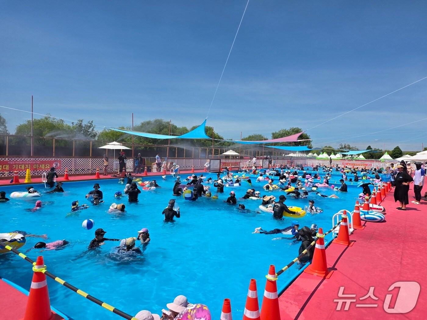 본문 이미지 - 부산 사상구 삼락생태공원 어린이 물놀이장.&#40;사상구 제공. 재판매 및 DB 금지&#41;