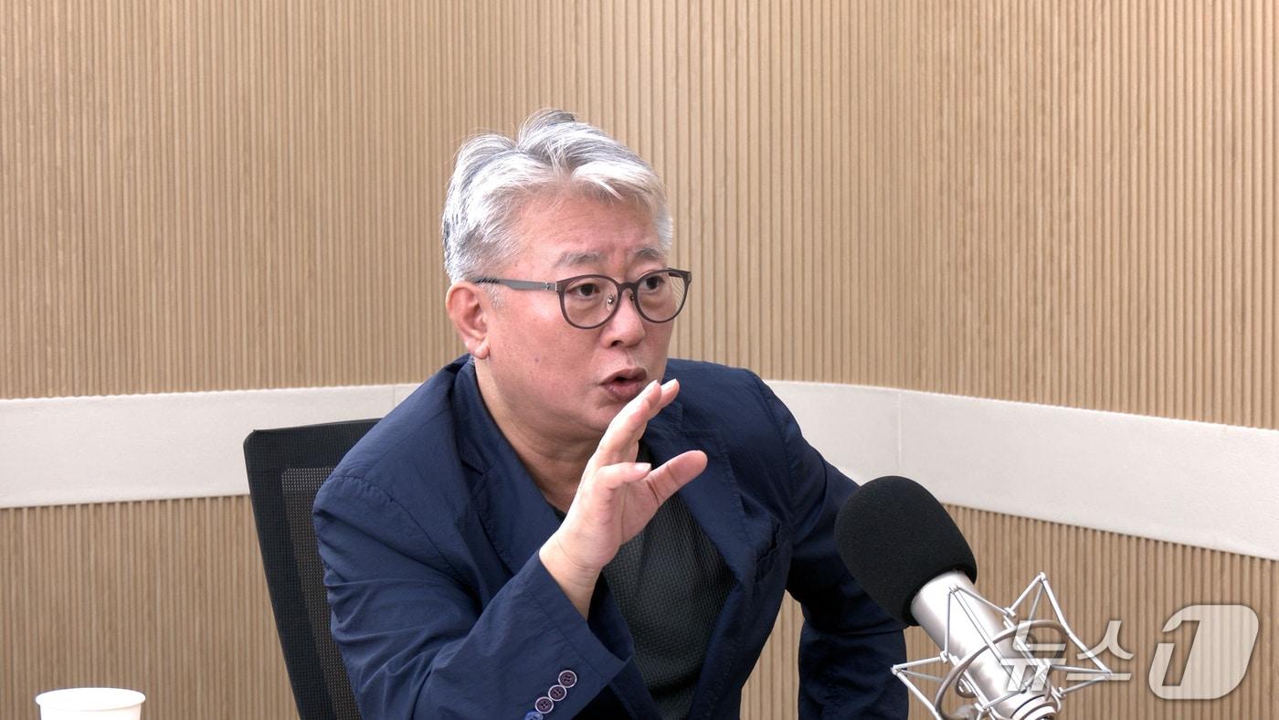 조응천 전 개혁신당 의원이 19일 뉴스1TV &#39;팩트앤뷰&#39;에 출연해 질문에 답하고 있다.