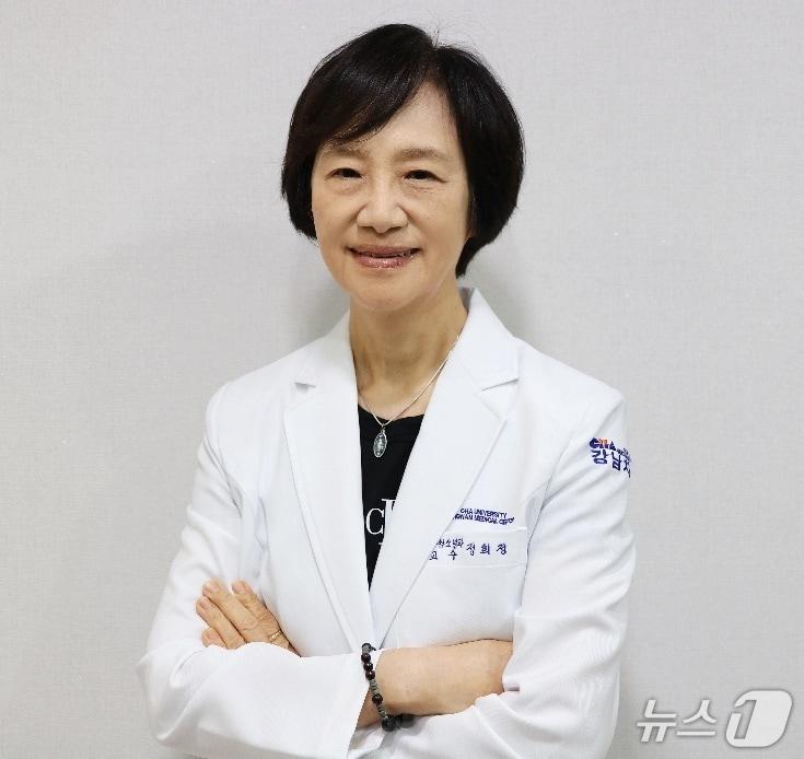 본문 이미지 - 차 의과학대학교 강남차병원은 20년간 발달 클리닉을 운영한 영유아·어린이 발달분야 권위자인 소아청소년과 정희정 교수가 이달 중 새롭게 진료를 시작했다고 19일 밝혔다.(차 의과학대학교 강남차병원 제공)