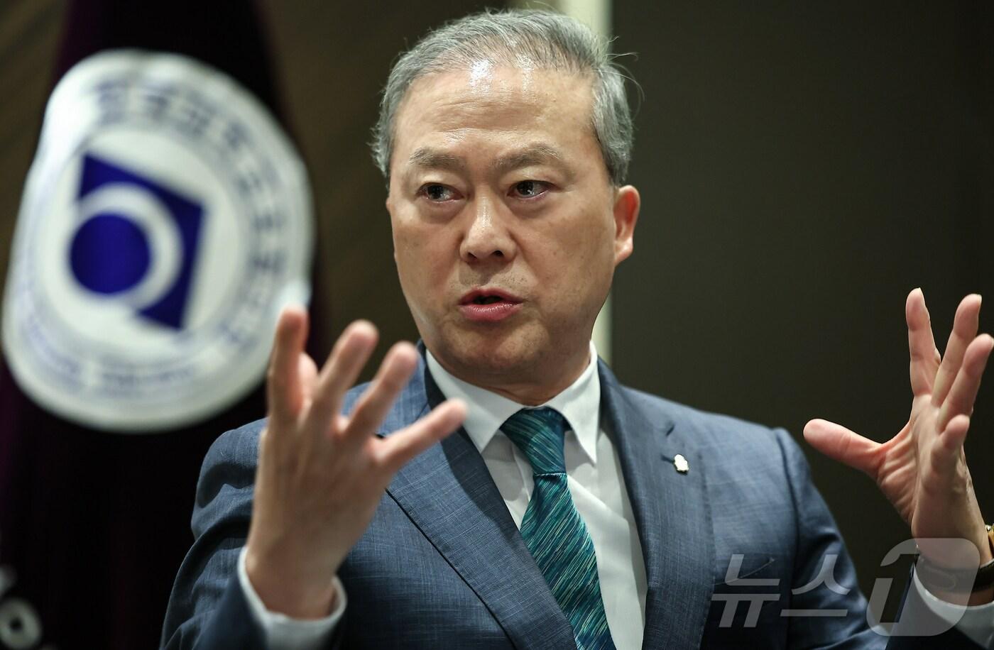 양오봉 한국대학교육협의회 회장이 19일 서울 시내 한 호텔에서 뉴스1과 인터뷰를 하고 있다. ⓒ News1 김도우 기자