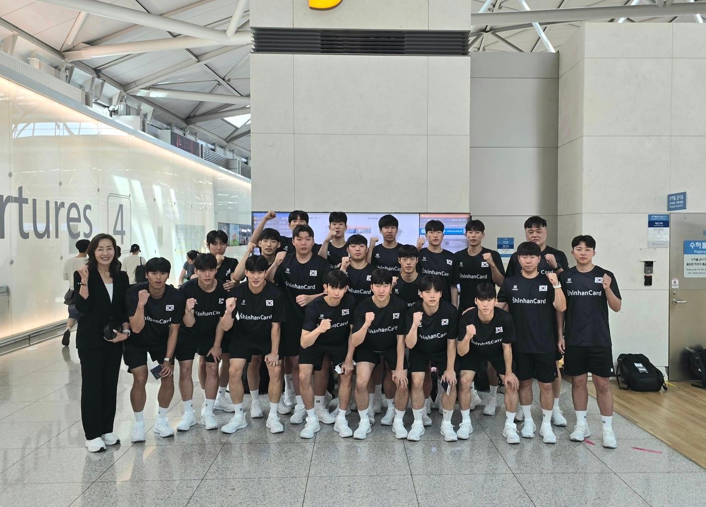 본문 이미지 - 한국 남자 U19 핸드볼 대표팀(대한핸드볼협회 제공) 