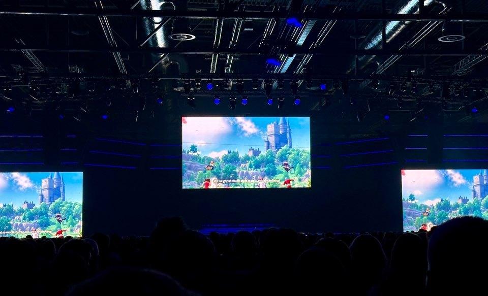 본문 이미지 - 넷마블이 게임스컴 전야제 ONL에서 신작 '일곱 개의 대죄:오리진' 영상을 선보이고 있다.(넷마블 제공. 재판매 및 DB금지)2025.8.20/뉴스1