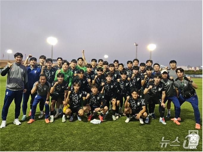 본문 이미지 - U20 축구 국가대표팀이 다음달 칠레 U20 월드컵을 앞두고 김해에서 전지훈련에 나선다. 사진은 U20 대표팀 모습.&#40;김해시 제공. 재판매 및 DB금지&#41;