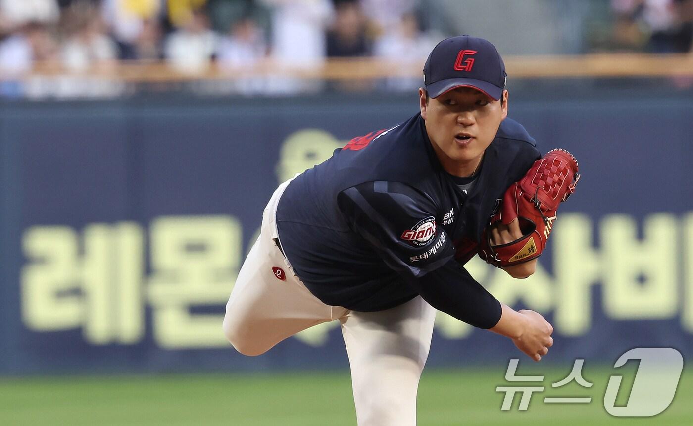 롯데 자이언츠 투수 나균안. 2025.8.20/뉴스1 ⓒ News1 장수영 기자