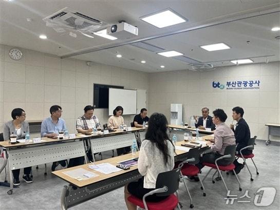 본문 이미지 - 중국 인바운드 전담 여행사 간담회 모습.(부산관광공사 제공. 재판매 및 DB 금지)