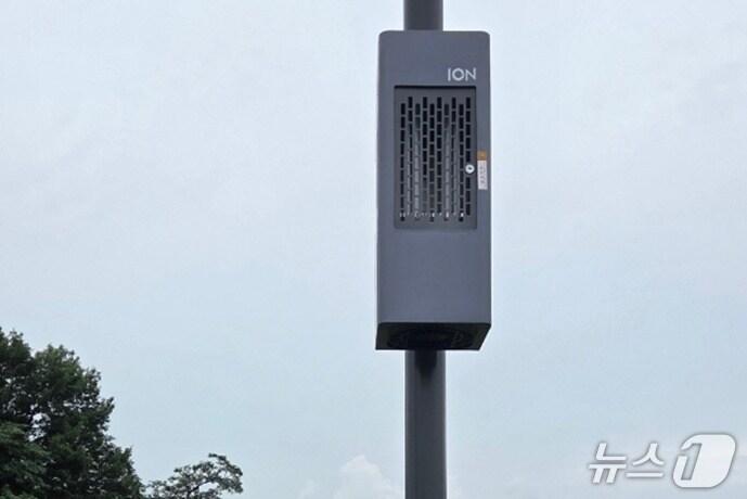 본문 이미지 -  친환경 포충기.&#40;충주시 제공. 재판매 및 DB금지&#41;/뉴스1