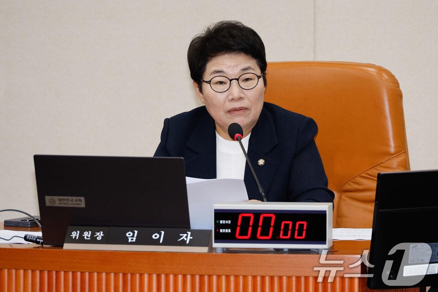 21일 오후 서울 여의도 국회에서 열린 기획재정위원회 제428회국회(임시회) 제3차 전체회의에서 임이자 위원장이 발언하고 있다. 2025.8.21/뉴스1 ⓒ News1 안은나 기자