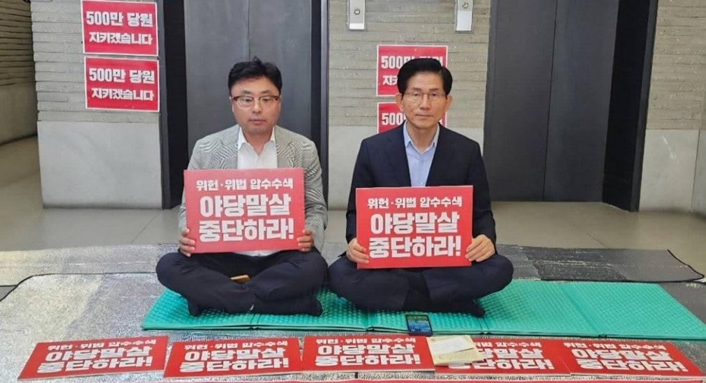 본문 이미지 - 최병욱 전 국토교통부 노조위원장&#40;왼쪽&#41;과 김문수 국민의힘 당대표 후보.&#40;최병욱 전 국토교통위원장 제공&#41;