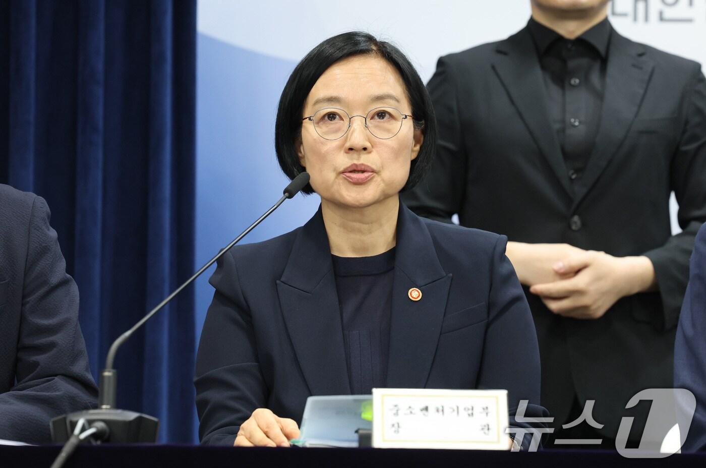 한성숙 중소벤처기업부 장관이 22일 오후 서울 종로구 정부서울청사에서 열린 새정부 경제성장전략 관계부처 합동 브리핑에서 발언을 하고 있다. 2025.8.22/뉴스1 ⓒ News1 임세영 기자