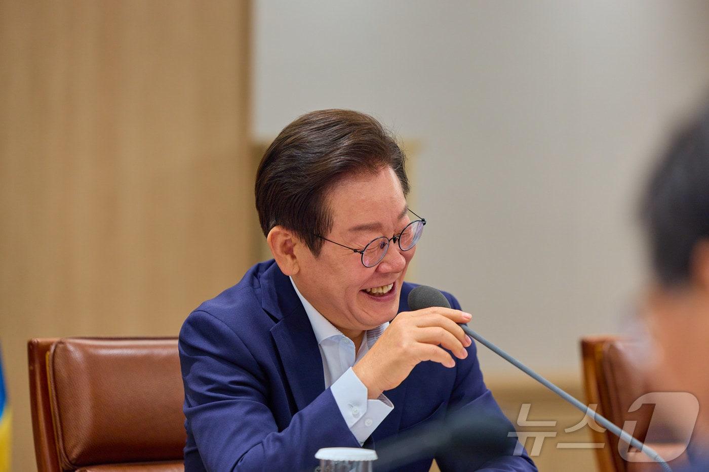 이재명 대통령이 지난 22일 서울 용산 대통령실 청사에서 열린 제1회 국가과학기술자문회의 전원회의에서 발언하고 있다. &#40;이재명 대통령 SNS. 재판매 및 DB 금지&#41; 2025.8.23/뉴스1 ⓒ News1 허경 기자