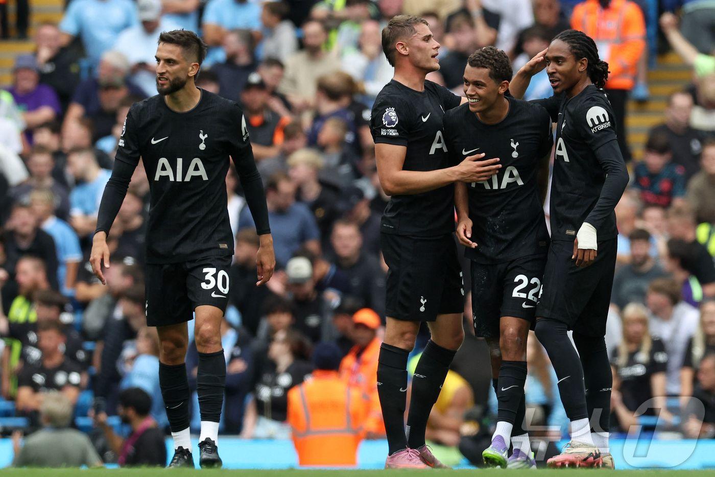 토트넘이 맨시티를 꺾고 2연승과 함께 EPL 선두를 달렸다. ⓒ AFP=뉴스1