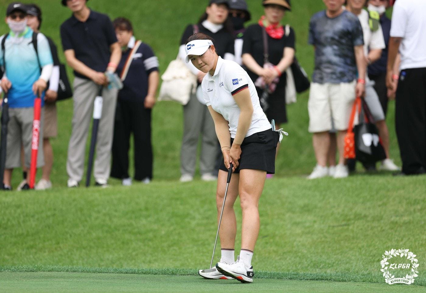 한국여자프로골프&#40;KLPGA&#41; 투어 첫 우승을 달성한 김민솔. &#40;KLPGA 제공&#41;