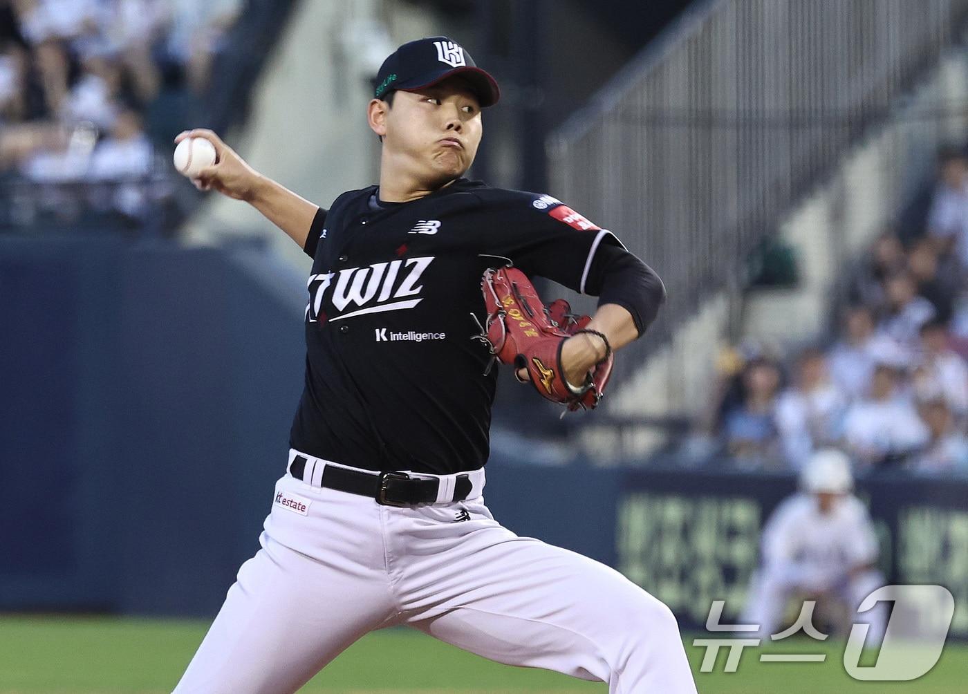 본문 이미지 - KT 위즈 투수 소형준. 2025.8.24/뉴스1 ⓒ News1 구윤성 기자