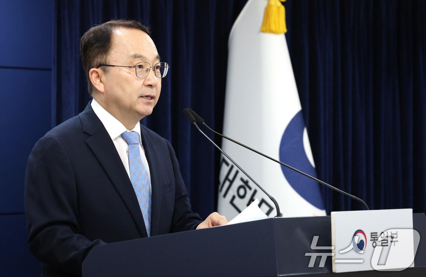 구병삼 통일부 대변인이 25일 서울 종로구 정부서울청사 브리핑실에서 정례브리핑을 하고 있다. 2025.8.25/뉴스1 ⓒ News1 임세영 기자