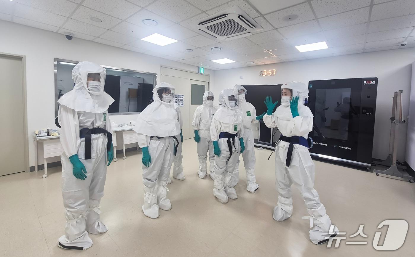 충남대학교병원 임상교육시뮬레이션센터 2025년도 간호대학 교원 임상연수&#40;충남대병원 제공&#41; /뉴스1