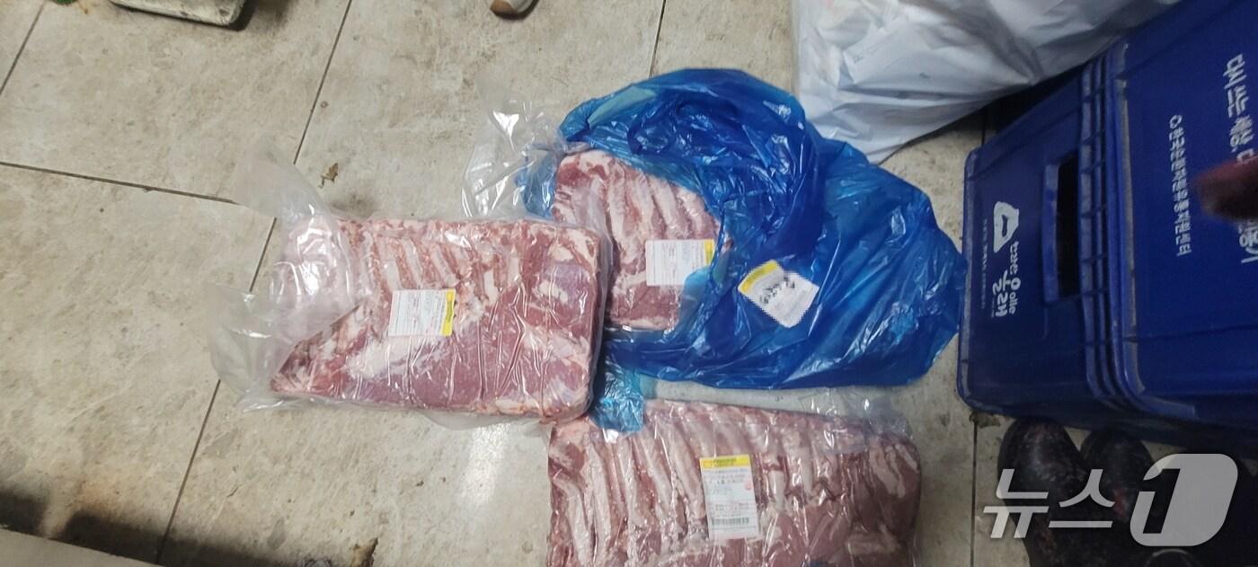 국내&#40;제주산&#41;으로 둔갑한 외국산 고기들.&#40;국립농산물품질관리원 제주지원 제공, 재판매 및 DB 금지&#41;