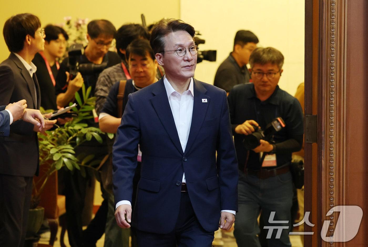 김민석 국무총리가 26일 오전 서울 종로구 정부서울청사에서 열린 국무회의에 참석하고 있다. 2025.8.26/뉴스1 ⓒ News1 임세영 기자