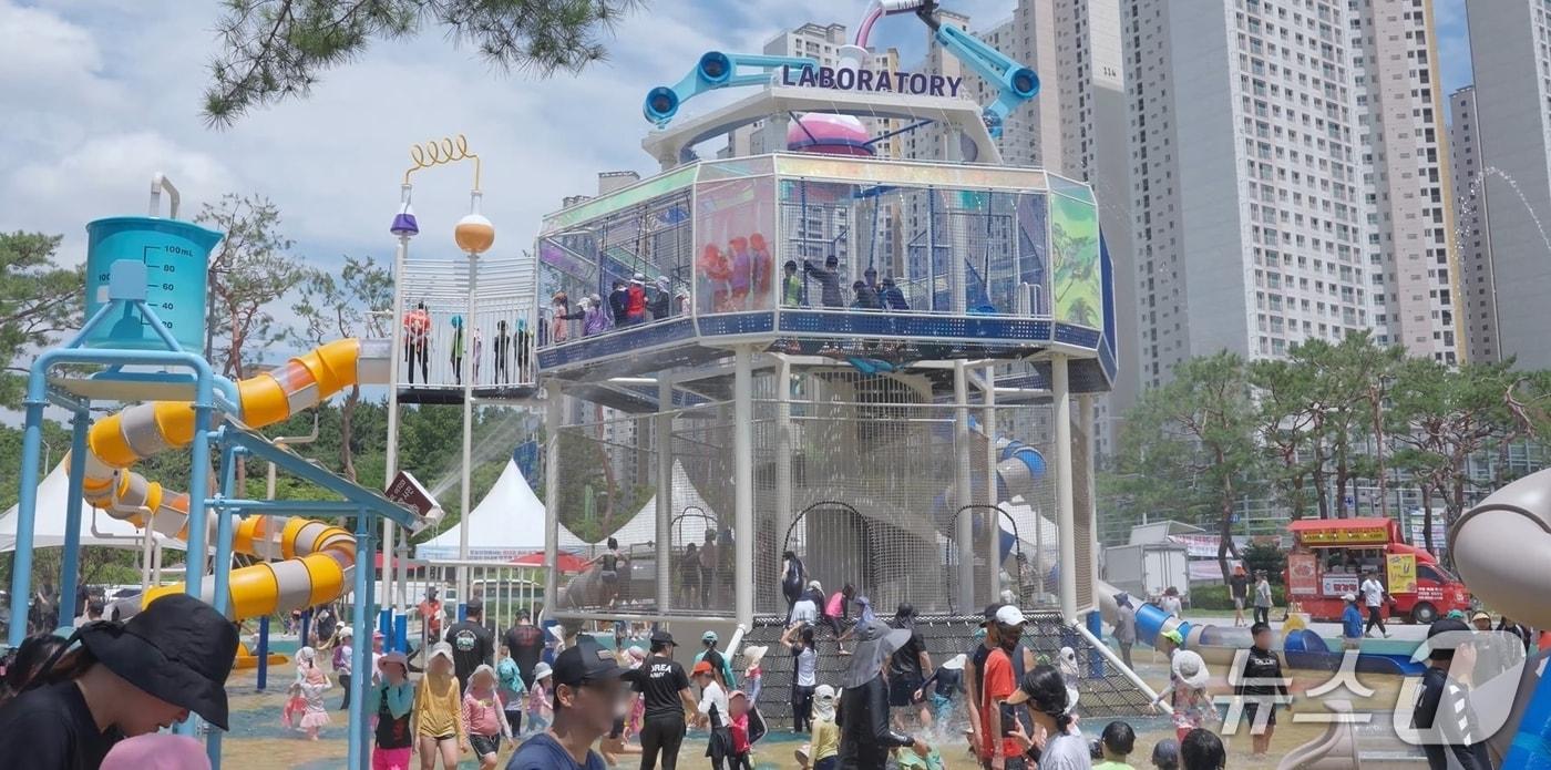 오창읍 각리근린공원 물놀이장.&#40;청주시 제공. 재판매 및 DB금지&#41;./뉴스1