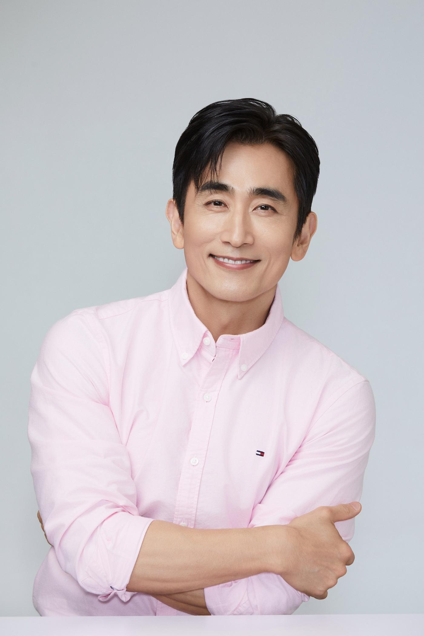 본문 이미지 - '황순원 문학상 수상작가' 차인표 (본인 제공)