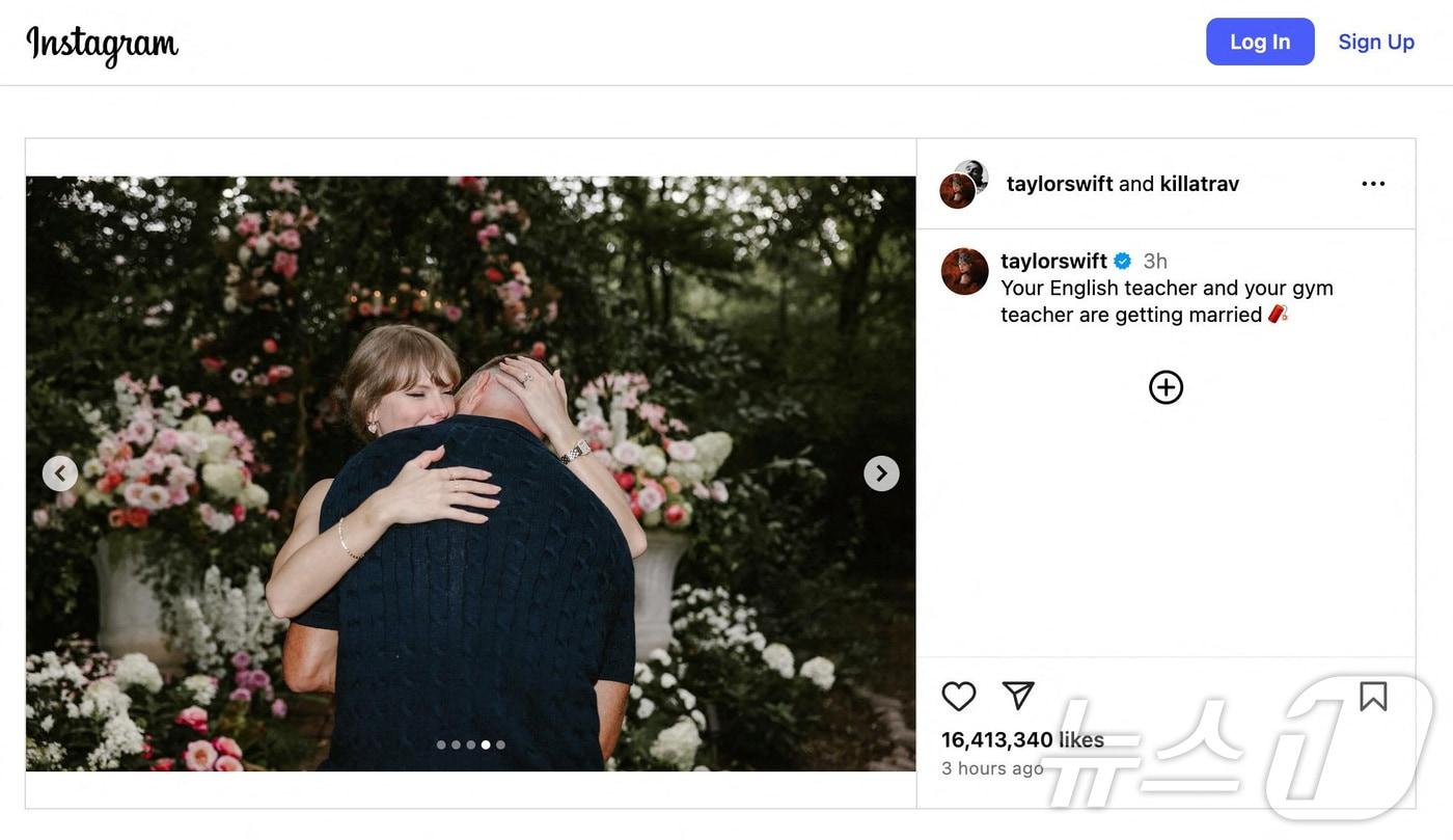 NFL 선수 트래비스 켈시가 테일러 스위프트에게 프러포즈를 하는 장면, 인스타 갈무리 ⓒ 로이터=뉴스1 ⓒ News1 박형기 기자