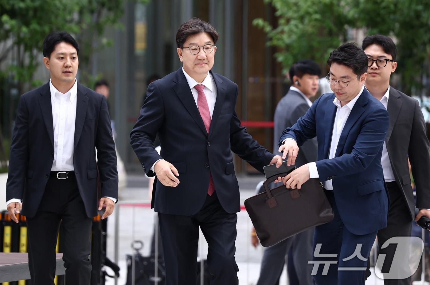 권성동 국민의힘 의원이 지난 8월 27일 오전 서울 종로구에 마련된 김건희 특검팀(특별검사 민중기) 사무실로 통일교 부정 청탁 의혹 관련 조사를 받기 위해 출석하고 있다. 2025.8.27/뉴스1 ⓒ News1 김민지 기자