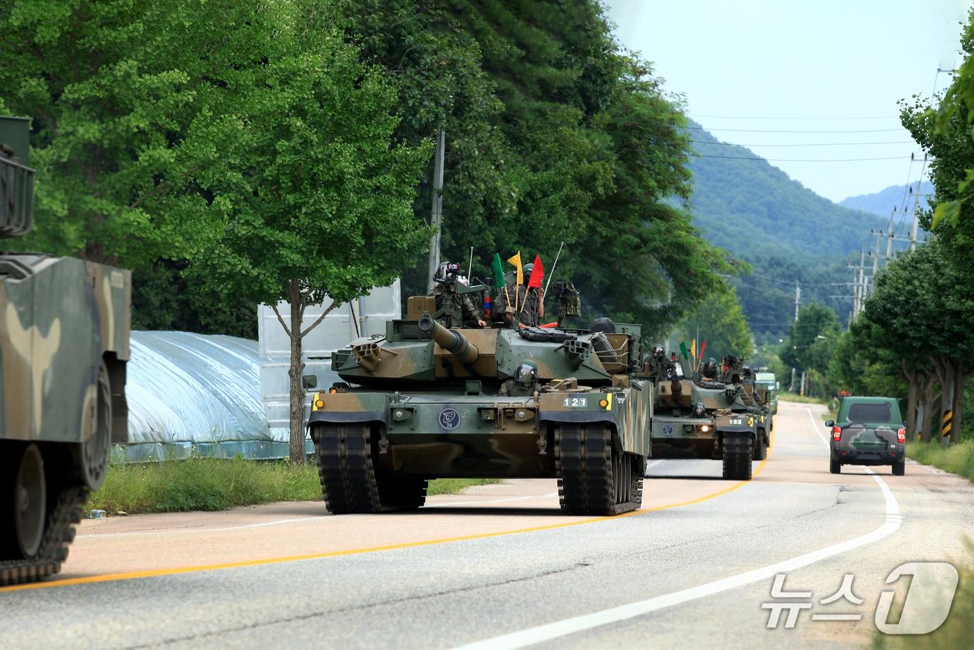 육군 20기갑여단이 9월 1일부터 2일까지 강원 홍천군과 인제·양구군 일대에서 제병협동 기동훈련을 실시한다. 사진은 지난해 전술 기동훈련 중인 육군 제20기갑여단.(육군 제20기갑여단 제공. 재판매 및 DB금지)/뉴스1
