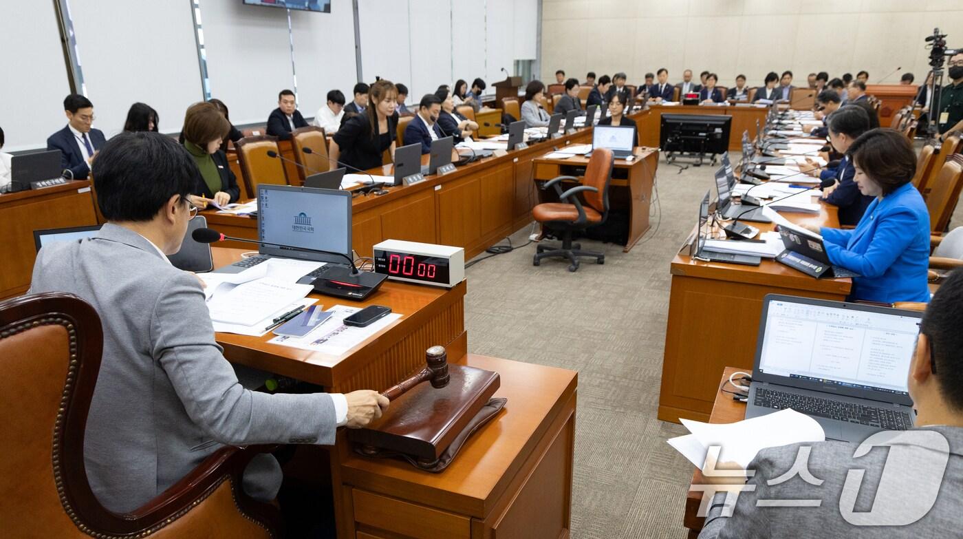 지난 8월 27일  서울 여의도 국회에서 열린 국회 보건복지위원회 전체회의./뉴스1 ⓒ News1 이승배 기자
