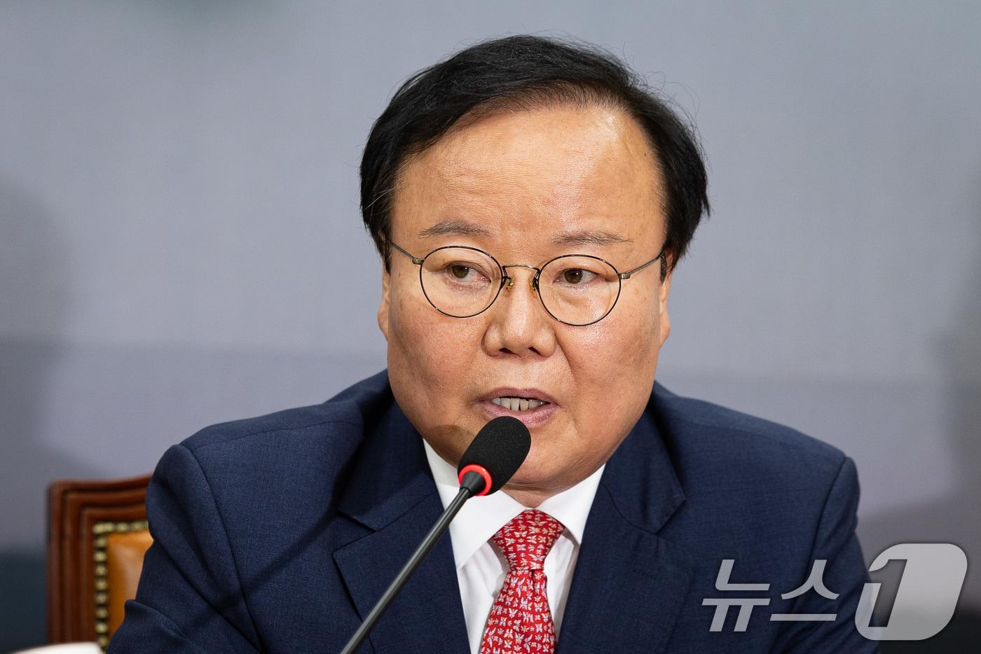 김재원 국민의힘 최고위원이 27일 서울 여의도 국회에서 열린 첫 최고위원회의에서 모두 발언을 하고 있다. 2025.8.27/뉴스1 ⓒ News1 유승관 기자