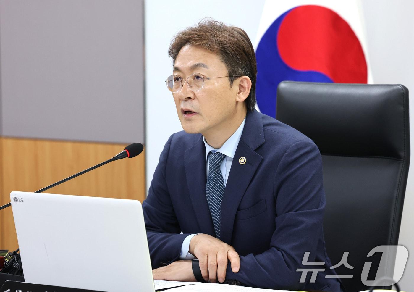 권대영 금융위원회 부위원장 겸 증권선물위원회 위원장이 27일 서울 종로구 정부서울청사에서 열린 증권선물위원회 정례회의에서 발언을 하고 있다. 2025.8.27/뉴스1 ⓒ News1 임세영 기자