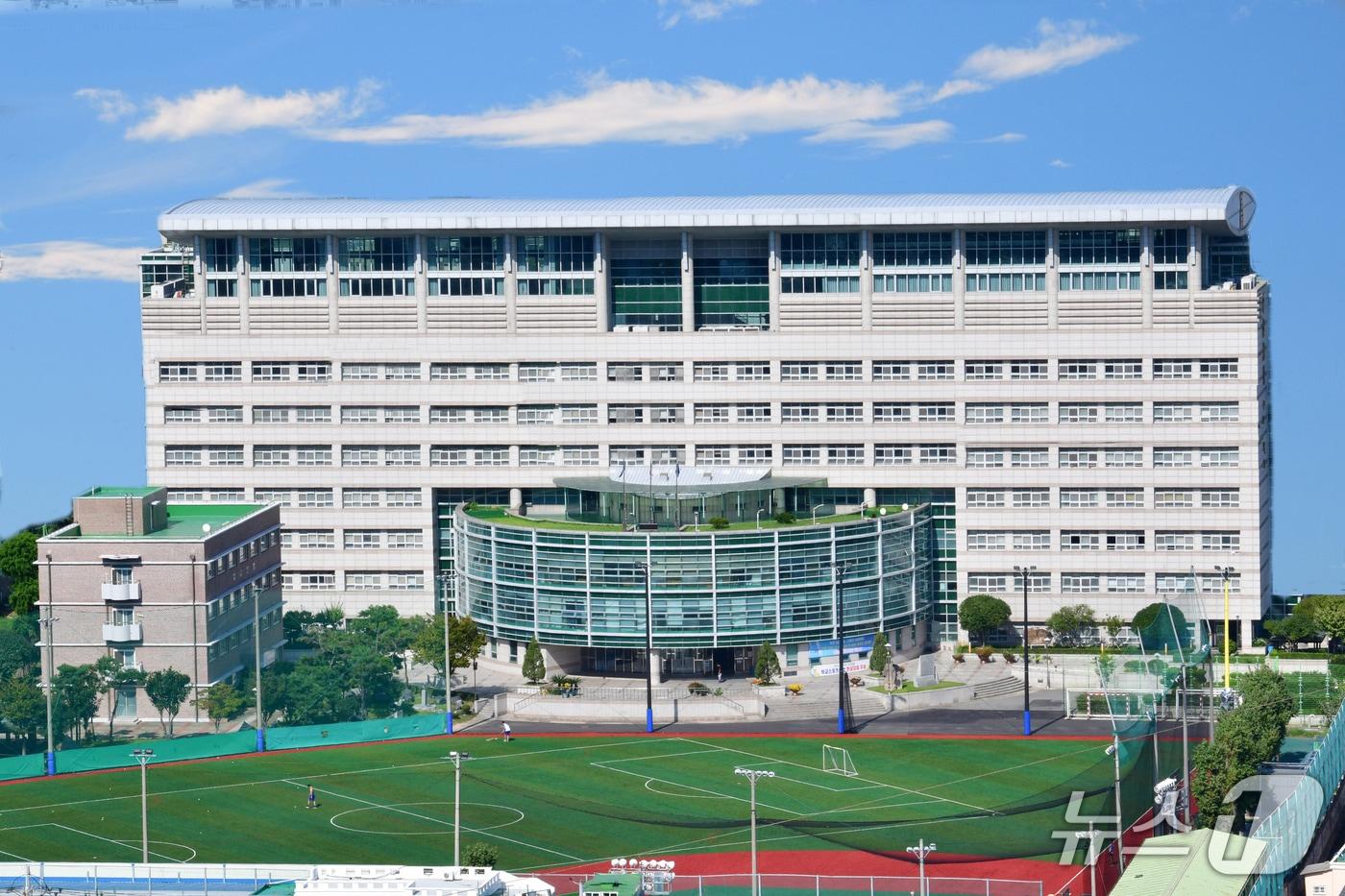 부산고 전경.&#40;부산교육청 제공. 재판매 및 DB 금지&#41;