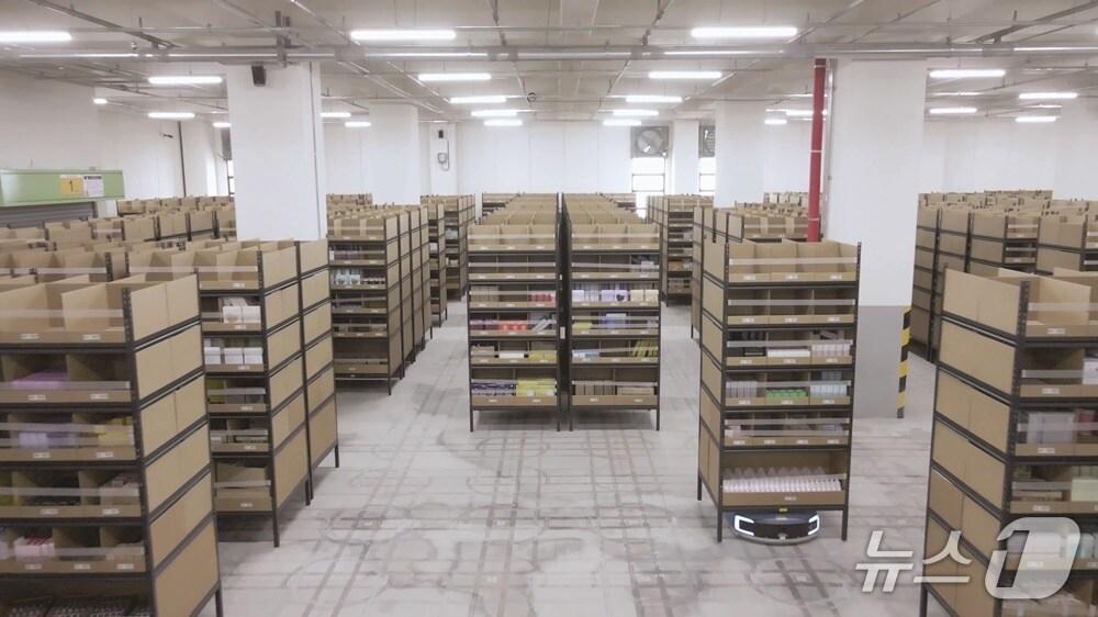 본문 이미지 - 군포 풀필먼트 센터 (CJ대한통운 제공)