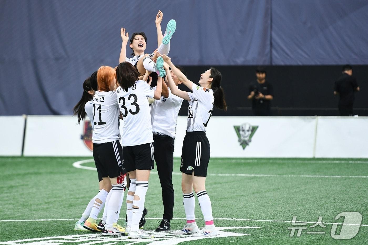 SBS 골 때리는 그녀들