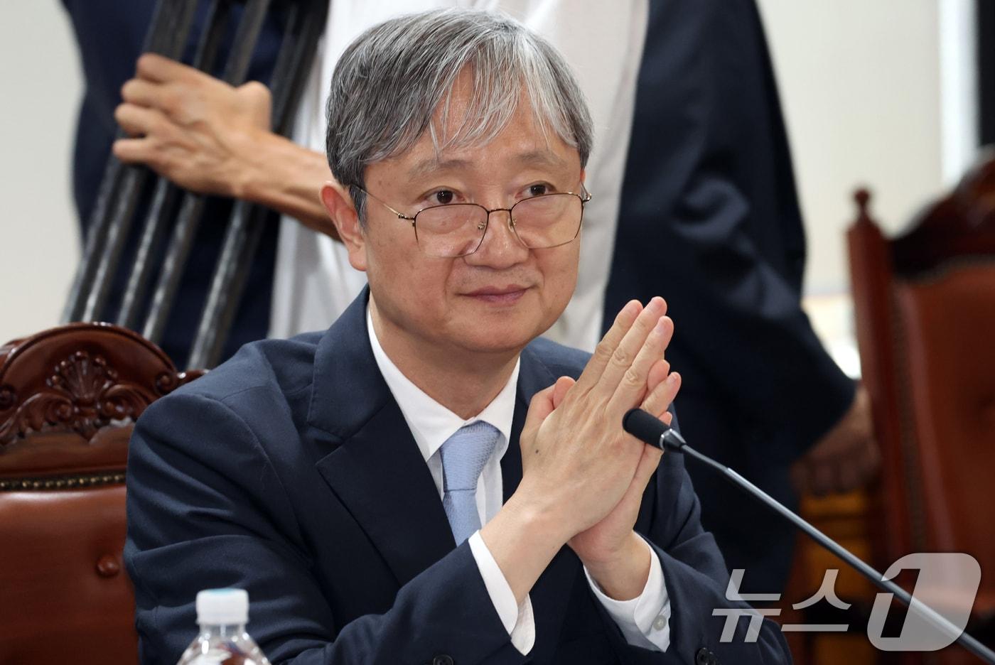 이찬진 금융감독원장이 28일 오후 서울 중구 은행연합회에서 열린 은행장들과의 간담회에서 모두 발언을 마치고 있다. 2025.8.28/뉴스1 ⓒ News1 김명섭 기자